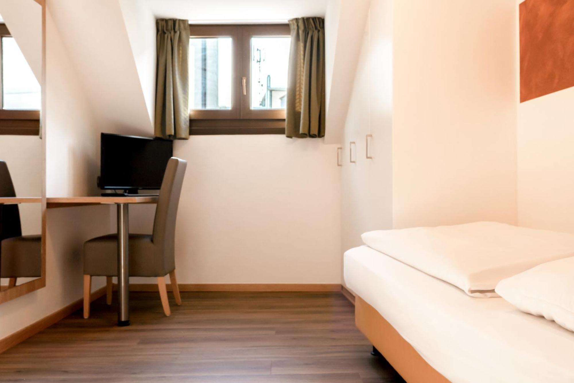 Feichter Hotel & Bistro Bolzano Oda fotoğraf